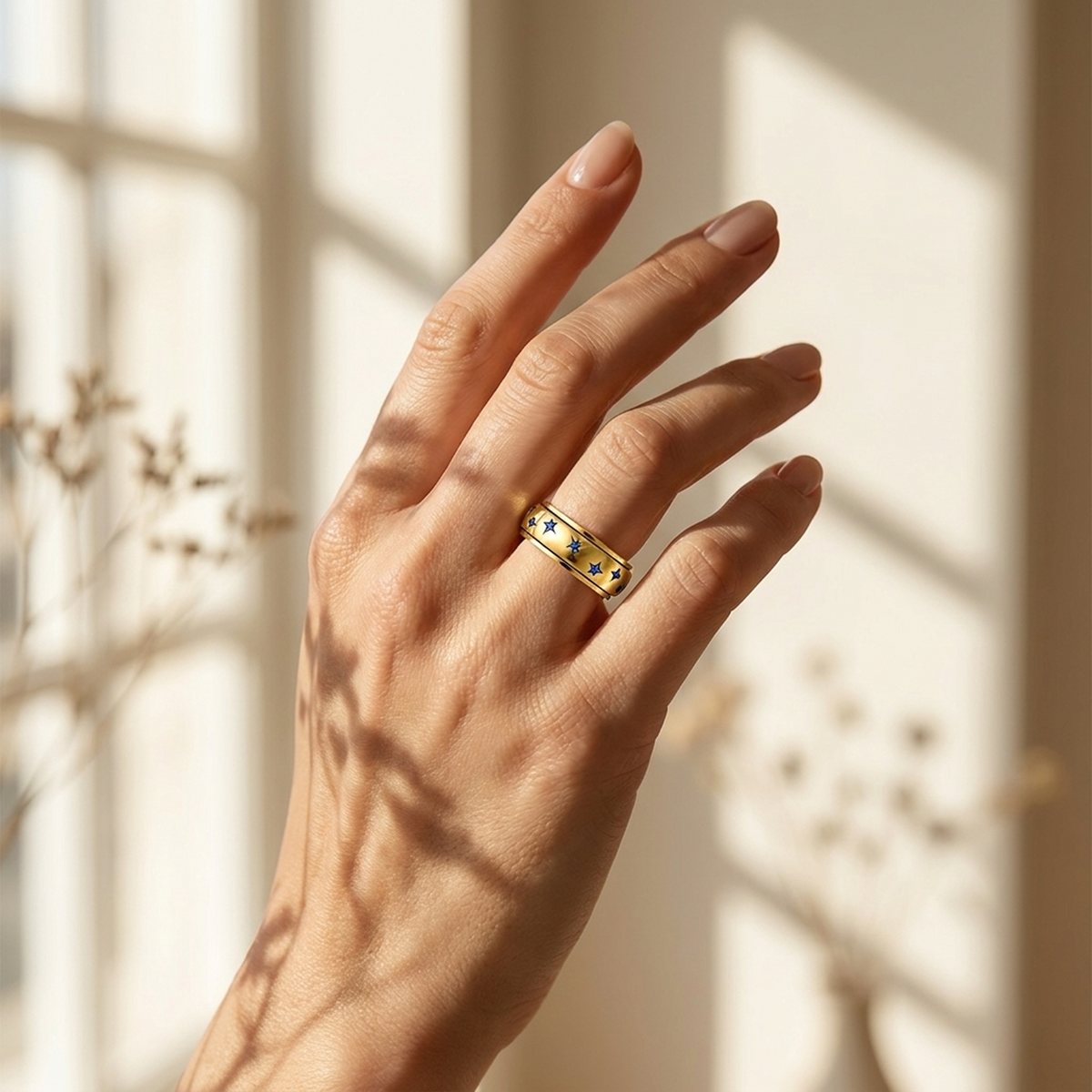 Anel Celestial Dourado com Cristal Azul
