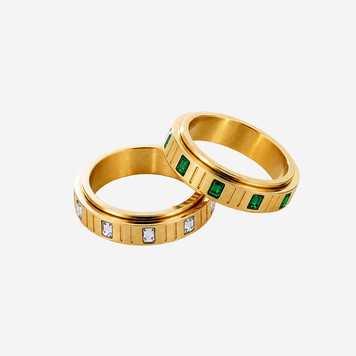 Anel Prisma Dourado com Zircônia Branca
